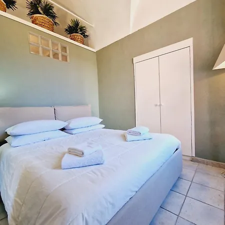 La Voltellina Oltre Holidays Apartment *
